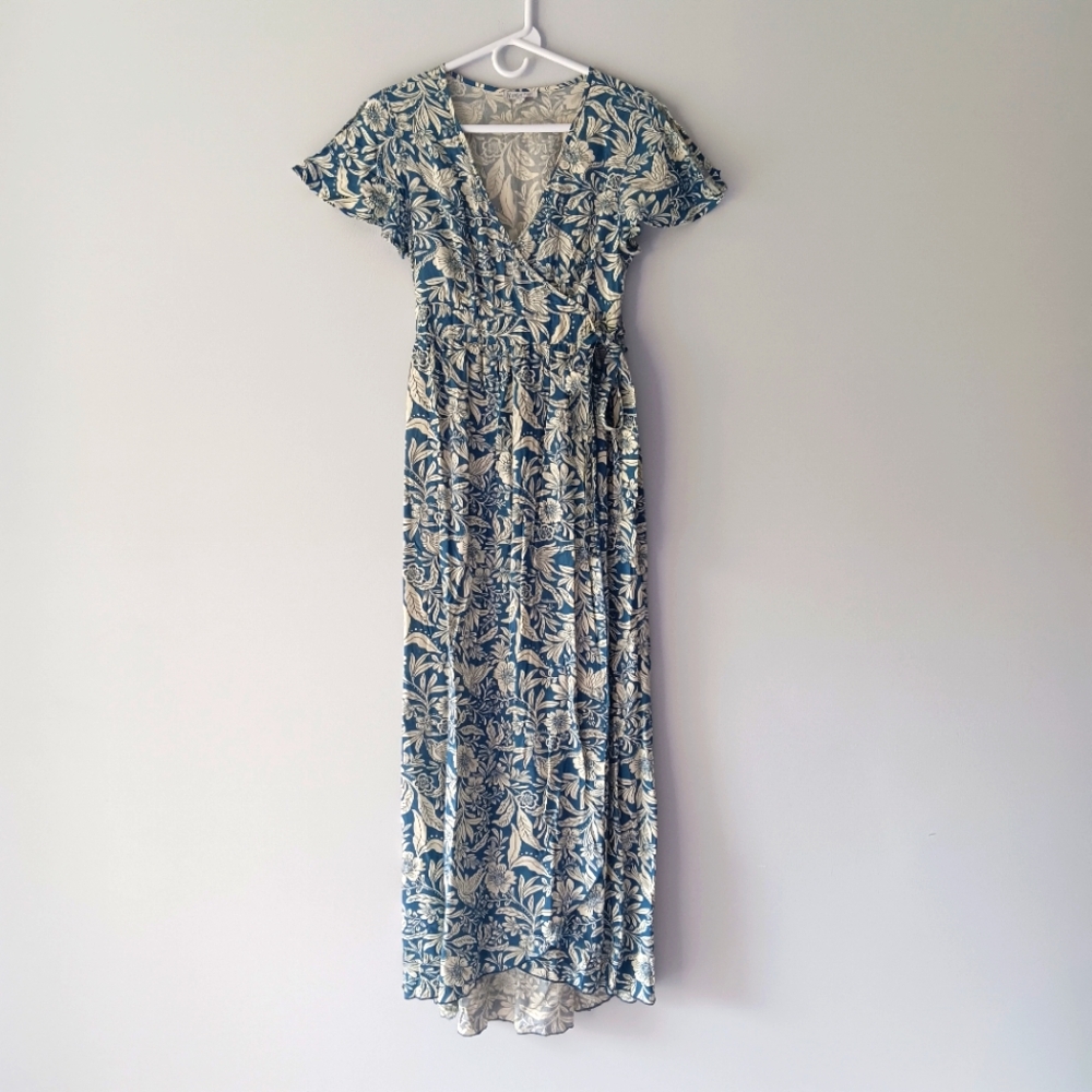 Patrons of Peace Faux Wrap Maxi Dress V-Neck Flutter Sleeve Ruffle Floral Small